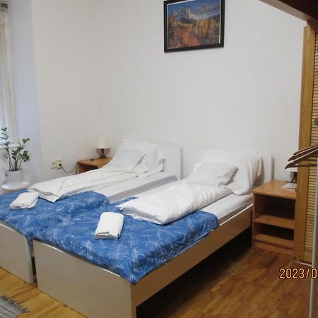 Lavender Apartment Near Heroes' Square & Puskas Stadium Budapesta Exterior foto